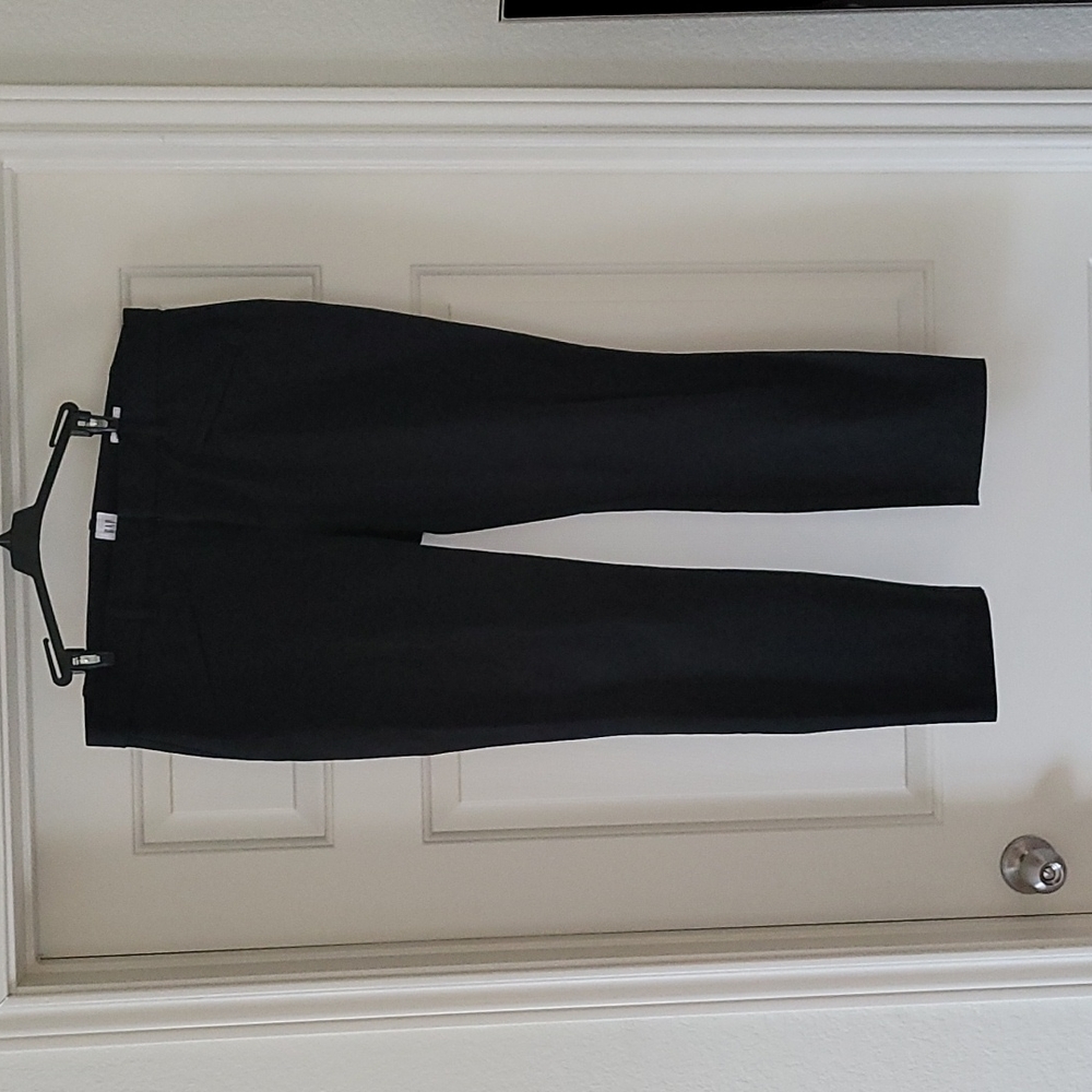 Gap Signature Skinny Ankle Pant. Size 14 regular. Black